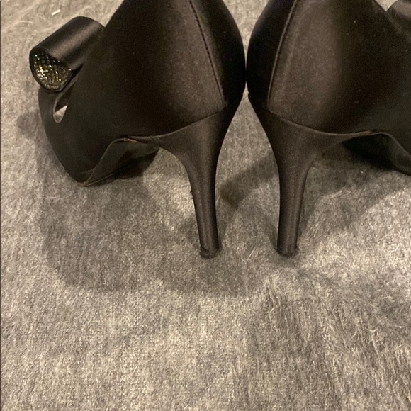 Stuart Weitzman Black Peep Toe Heels - Picture 4 of 5